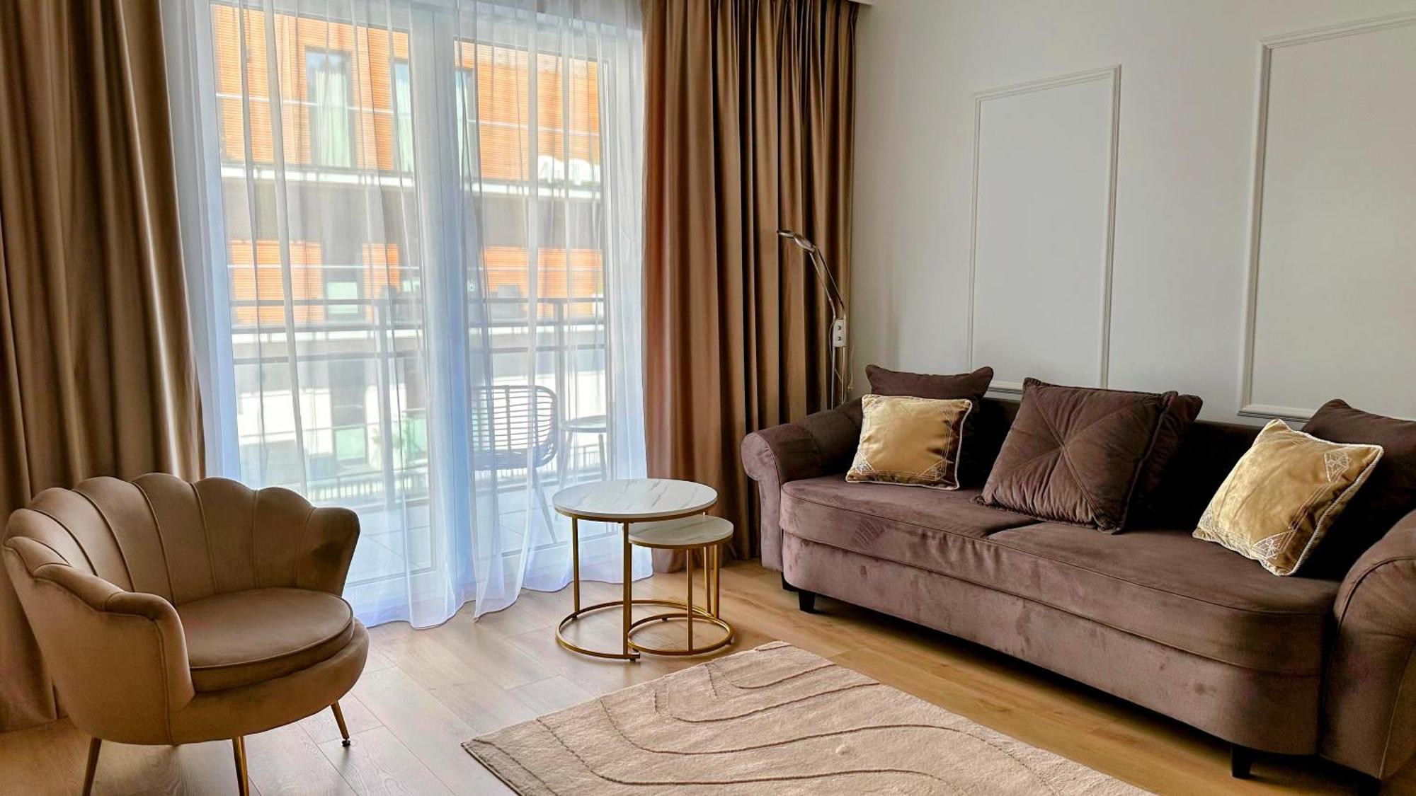 No9 Double Rest Apartment
